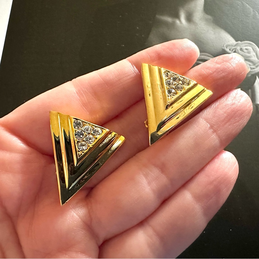 1990s Vintage Gold Tone Triangular Clip On Earrings with Clear Crystal Accents - Picture 5 of 11